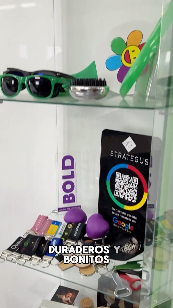 Portada del reel de Seritene sobre regalos y merchandising para empresas.